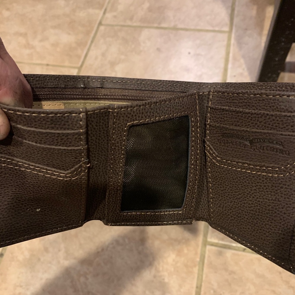 Levi’s wallet - Picture 2 of 3
